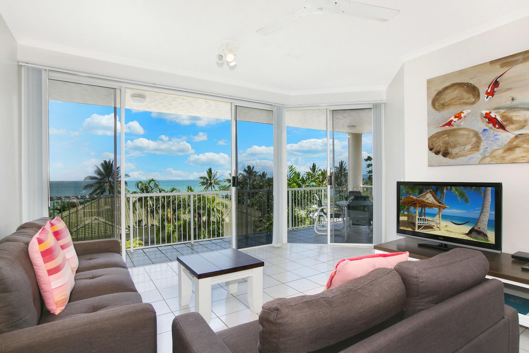 On The Beach Apartments Тринити Бийч Екстериор снимка