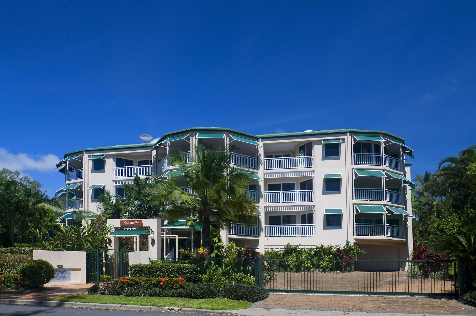 On The Beach Apartments Тринити Бийч Екстериор снимка