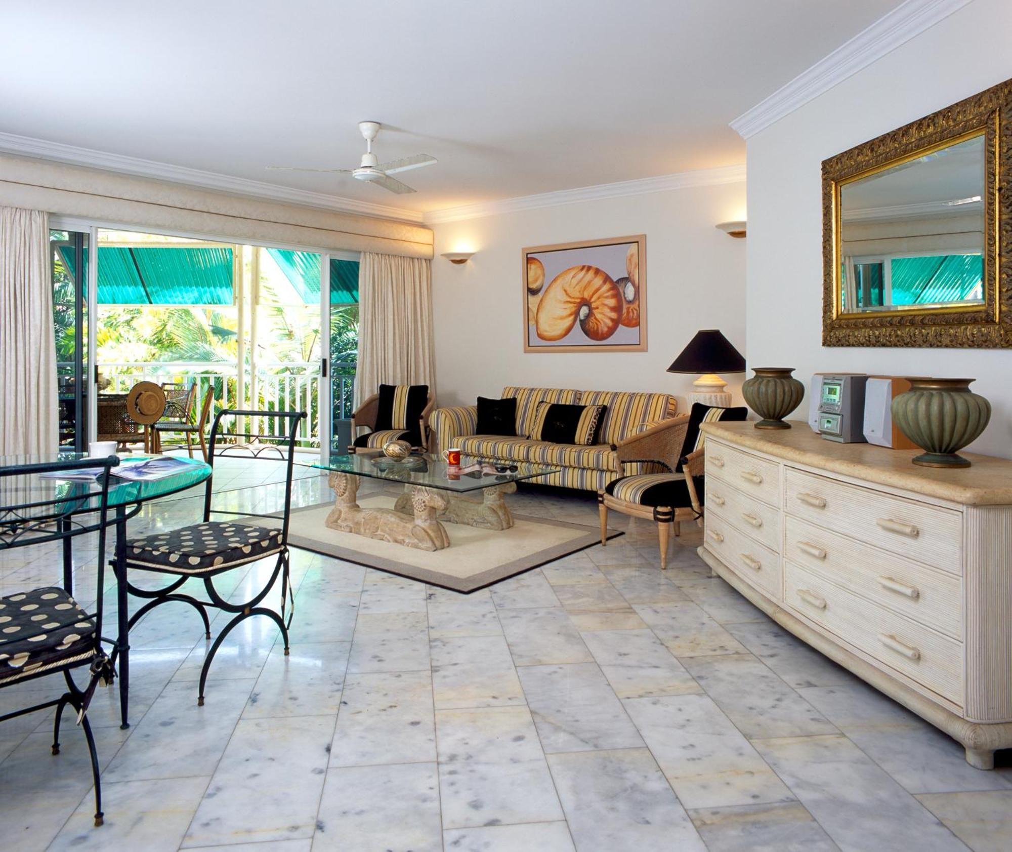 On The Beach Apartments Тринити Бийч Стая снимка
