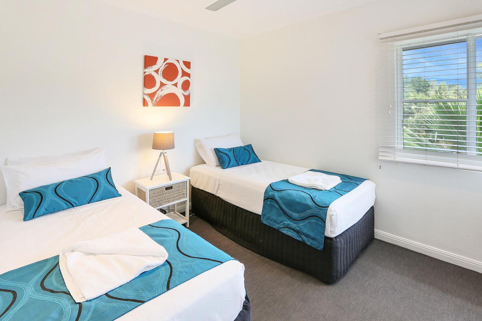 On The Beach Apartments Тринити Бийч Стая снимка